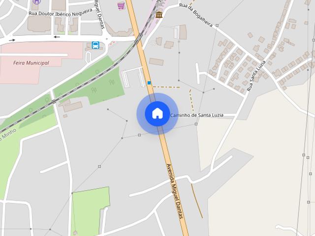 Edificio com excelente localizacao em Valenca