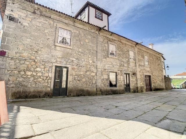 Edifício com projeto aprovado para 3 apartamentos 0m² Caminha Matriz