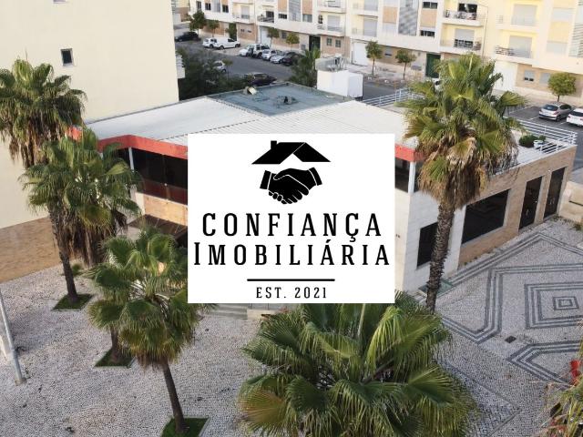 Edifício Comercial e de Serviços em Excelente Estado – Olhão com 1050 m2