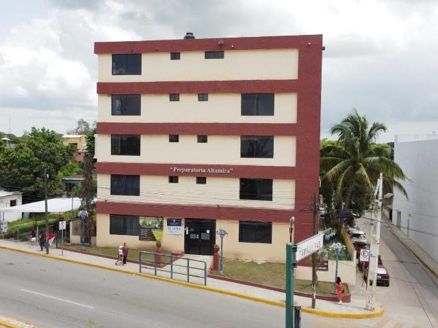 Edificio Comercial en Altamira
