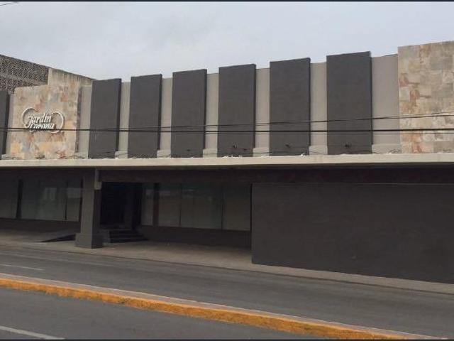 Edificio Comercial en Altavista