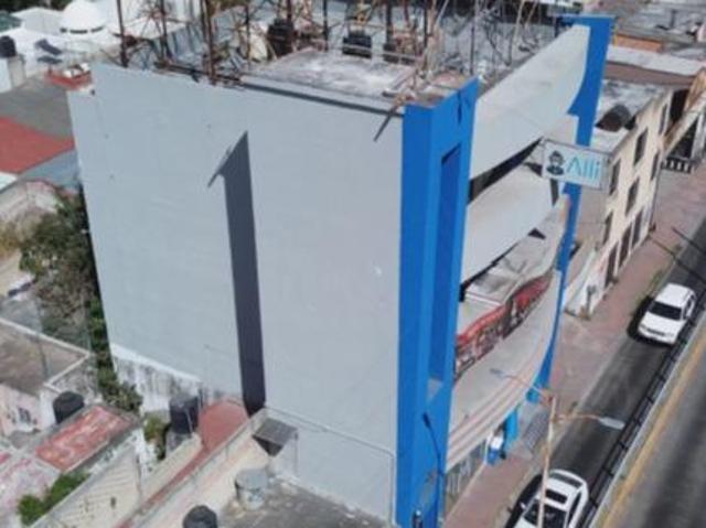 Edificio Comercial en el centro