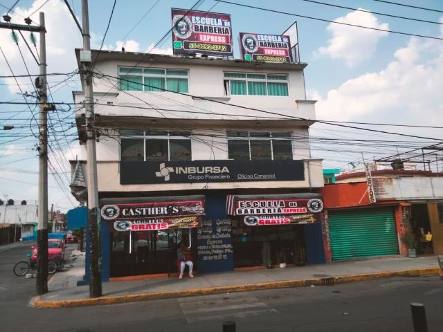Edificio Comercial en Fraccionamiento Ciudad Azteca Secci?n Oriente