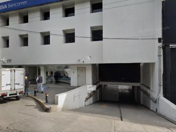 Edificio Comercial en Industrial Alce Blanco