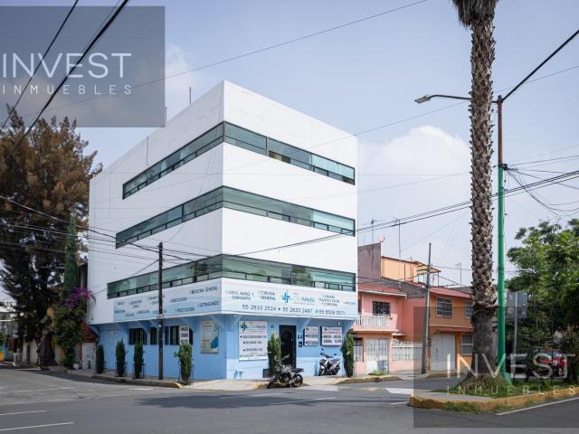 Edificio Comercial en Juan Escutia