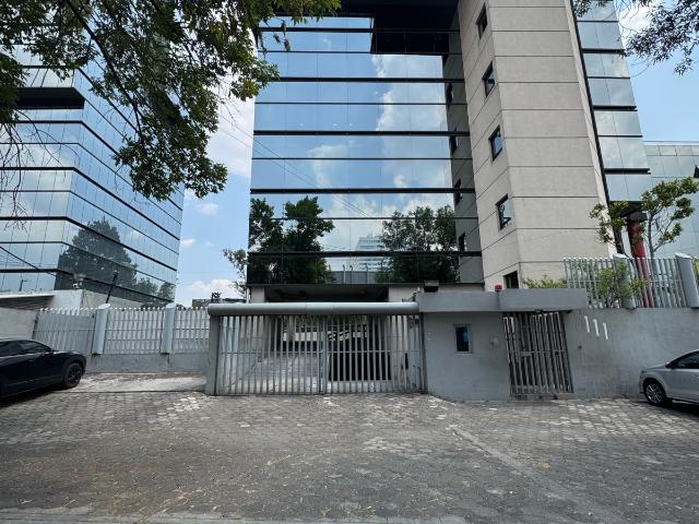 Edificio Comercial en Lomas de Sotelo