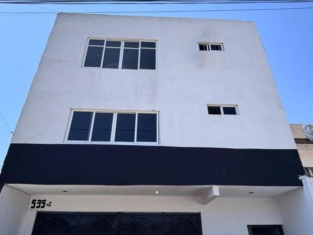 Edificio Comercial en Lomas de San Pedrito