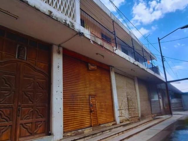 Edificio Comercial en La Merced Ram?rez Garc?a