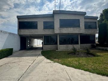 Edificio Comercial en Metepec