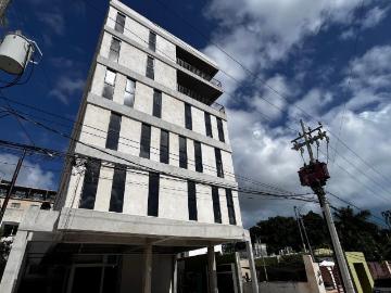 Edificio Comercial en Supermanzana 15