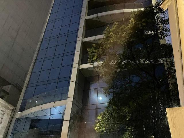 Edificio Comercial en Polanco I Secci?n