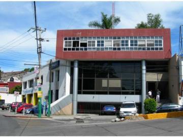 Edificio Comercial en Quintas Martha