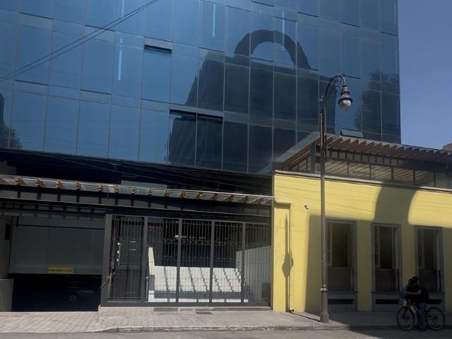 Edificio Comercial en Renta