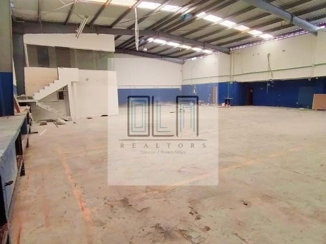 Edificio Comercial en Renta