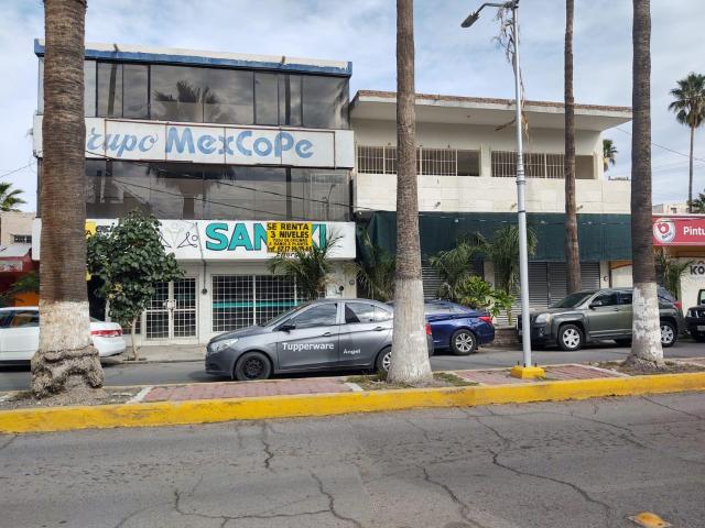 Edificio Comercial en renta cerca de la plaza de armas en el centro de Torreon