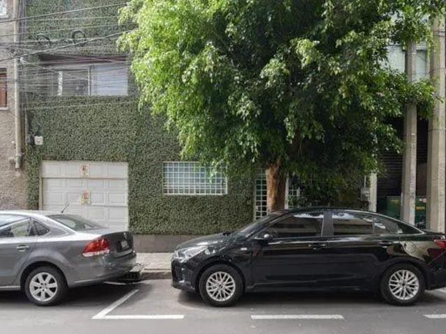 Edificio Comercial en Renta en la Napoles