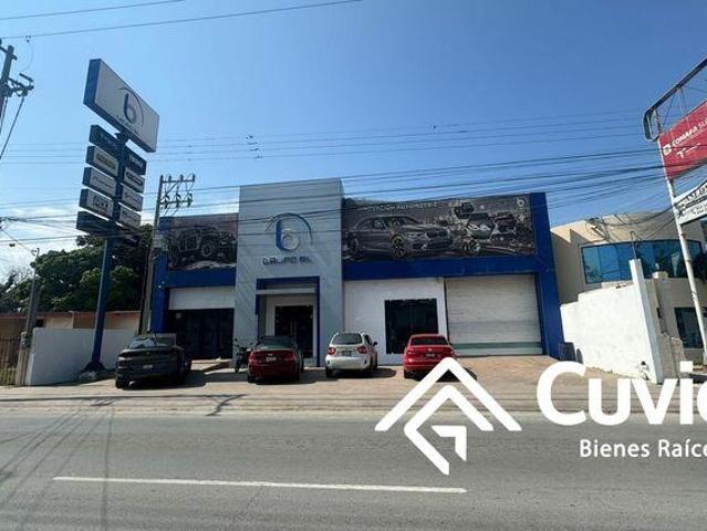 Edificio Comercial en Unidad Nacional