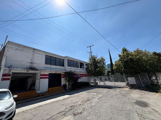 Edificio Comercial en Venta Colinas del Lago Cuautitl?n Izcalli, Edo de M?xico