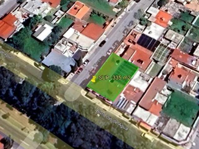 Edificio Comercial en venta con 3 Deptos, 6 locales comerciales en Blvd Ojo de Agua SUP. 335 m2