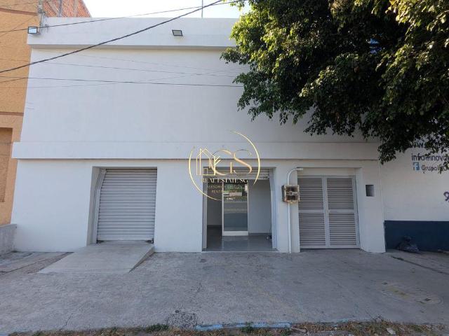 EDIFICIO COMERCIAL EN VENTA AV. CONSTITUYENTES ROSA LINDA CELAYA