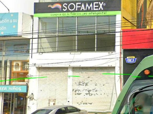 Edificio Comercial en venta, de 4 niveles frente a Mundo E
