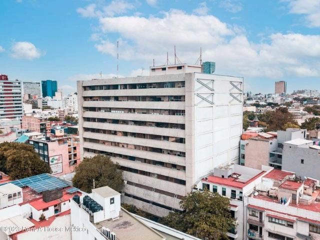 Edificio Comercial en Venta en Cuauht?moc, Juarez MA 24 2180