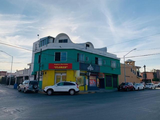 Edificio comercial en Venta, Paseo de las Puentes, San Nicol?s de los Garza, N.L