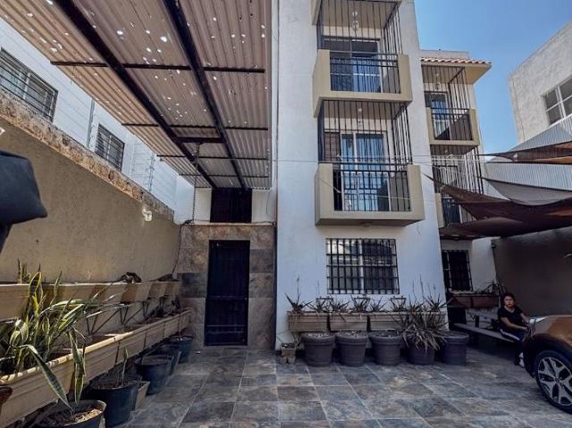 Edificio Comercial en Villa de las Torres