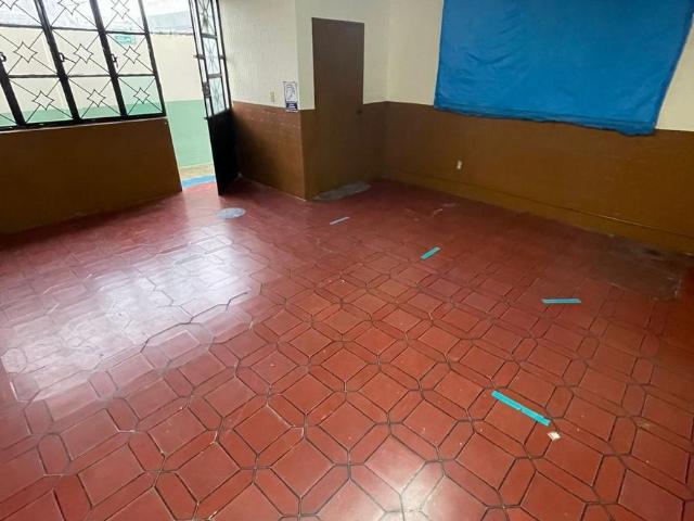 Edificio Comercial ideal para escuelas, consultorios