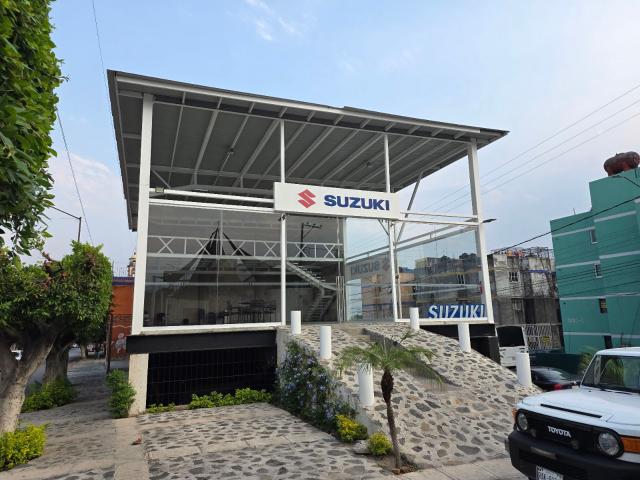 Edificio Comercial La Pradera