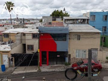 EDIFICIO COMERCIAL Y/O HABITACIONAL EN VENTA EN COLONIA PRESIDENTES