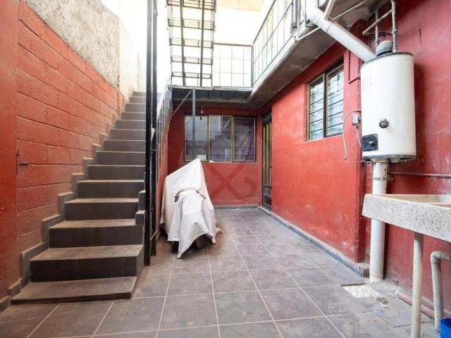 Edificio con 3 departamentos en Ecatepec