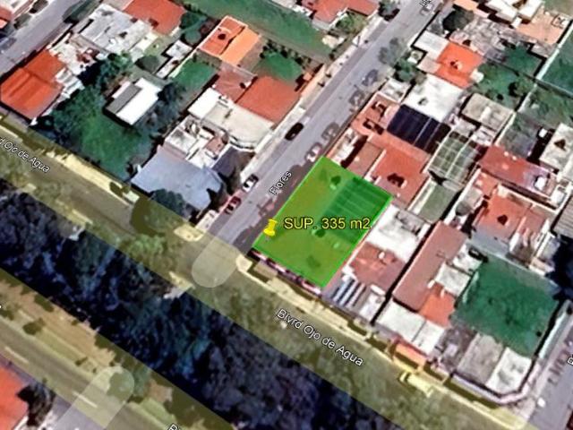 Edificio Comercial en venta con 3 Deptos, 6 locales comerciales en Blvd Ojo de Agua SUP. 335 m2