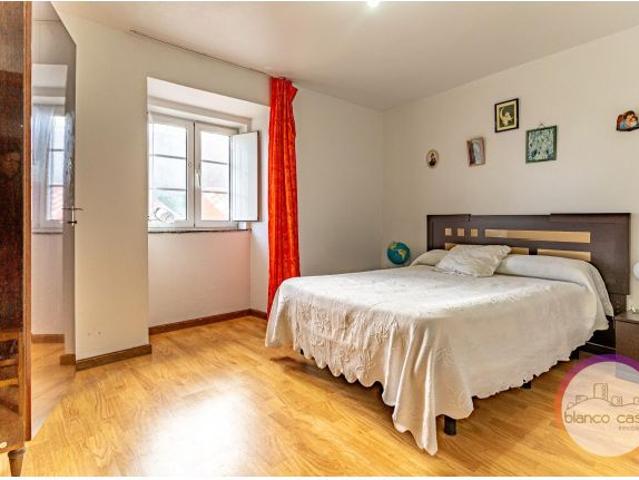 ✨Edificio con VISTAS al MAR a MENOS de 100 m de la PLAYA ? | 319 m2 por 265.000 € en Laxe A Coruña