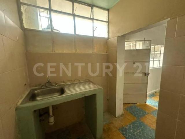 Edificio de 5 Departamentos en Venta, San Juan de Aragón, Ciudad de México
