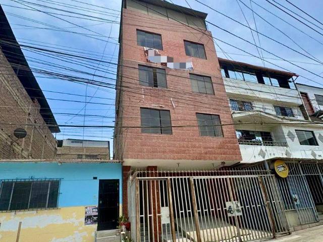 Edificio De 5 Pisos Con 8 Departamentos + Local Comercial