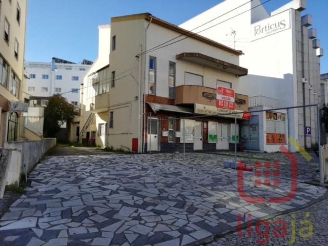 Prestigiosa casa de 816 m² à venda Vila Nova de Ourém, Portugal