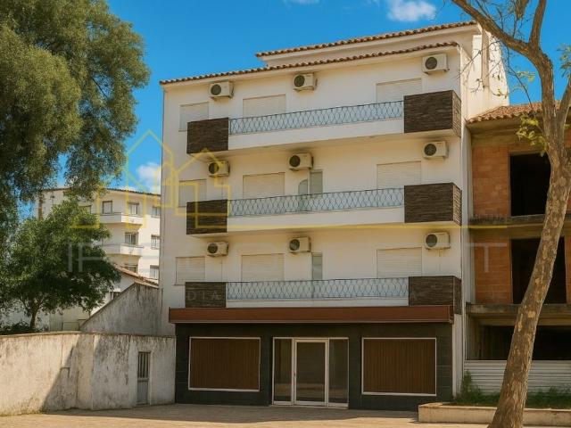 Edifício de alto padrão à venda imóvel de alto padrão Vila Nova de Ourém, Portugal