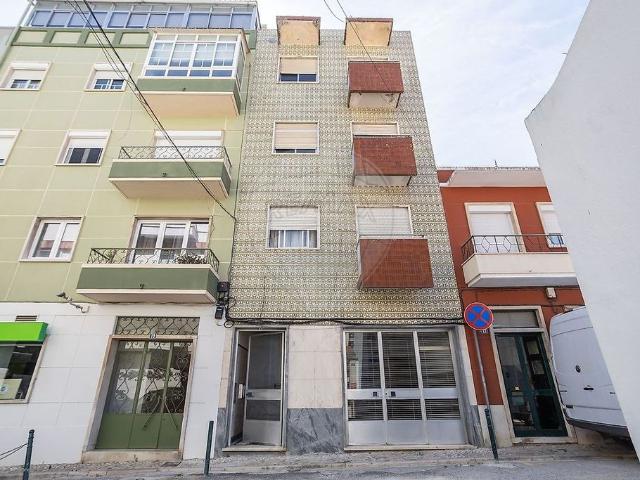 Edifício de alto padrão à venda imóvel de alto padrão Vila Franca de Xira, Portugal