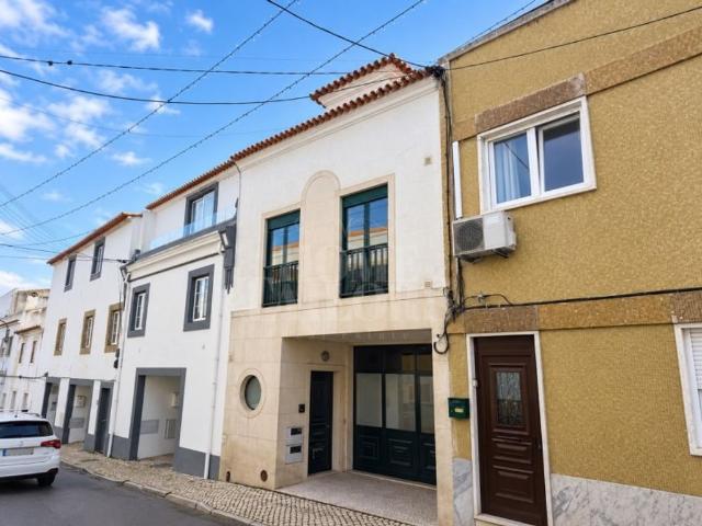 Edifício de alto padrão à venda imóvel de alto padrão Arruda dos Vinhos, Portugal