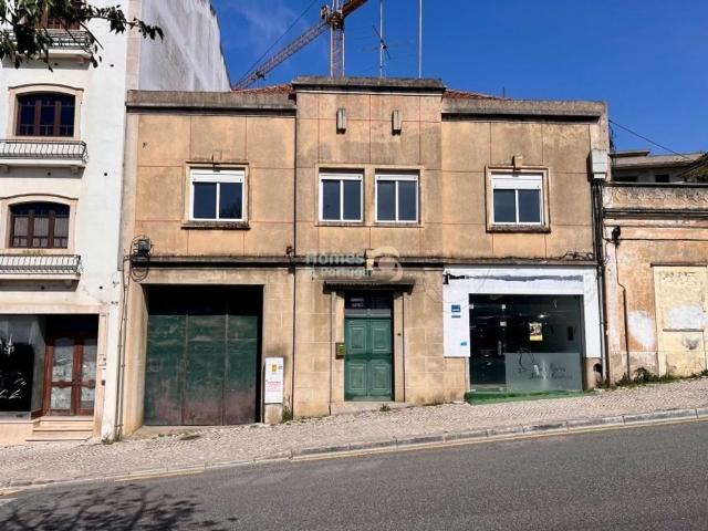 Edifício de alto padrão à venda imóvel de alto padrão Caldas da Rainha, Portugal