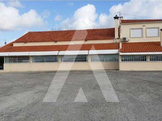 Edifício de alto padrão à venda imóvel de alto padrão Óbidos, Portugal