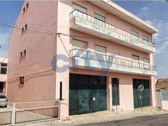 Edifício de alto padrão à venda imóvel de alto padrão Odivelas, Lisboa