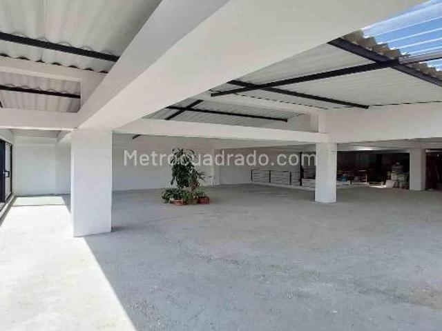 Edificio de Apartamentos en Arriendo, Chipre, Manizales