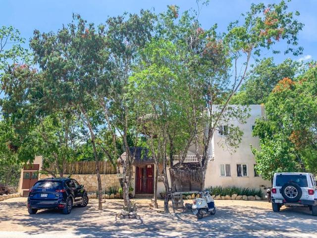 Edificio de Departamentos en Venta en Tulum Centro, Quintana Roo