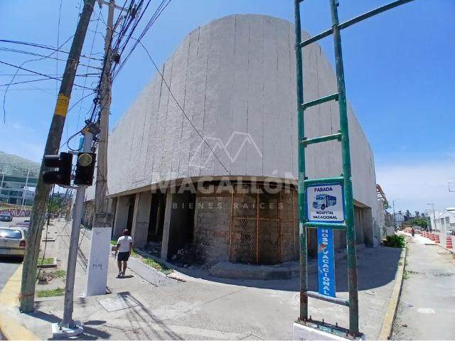 Edificio de oficinas en venta en Av Diego Hurtado de Mendoza, Hornos Acapulco