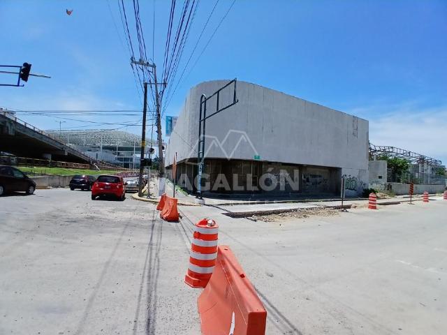 Edificio de oficinas en venta en Av Diego Hurtado de Mendoza, Hornos Acapulco