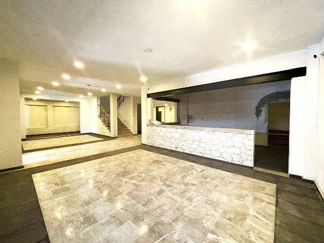 Edificio en Venta 1,183 m2 en el Centro de Tequisquiapan