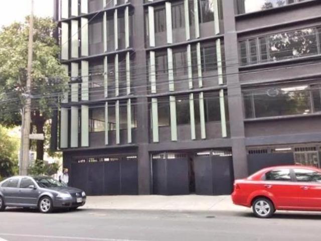 Edificio en venta cerca de Paseo de la Reforma