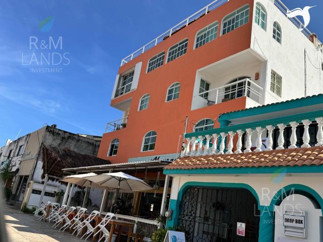 Edificio en venta Comercial Hospedaje en Puerto Morelos